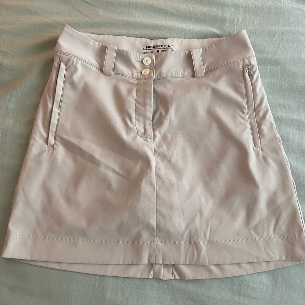 Women’s Nike golf skirt